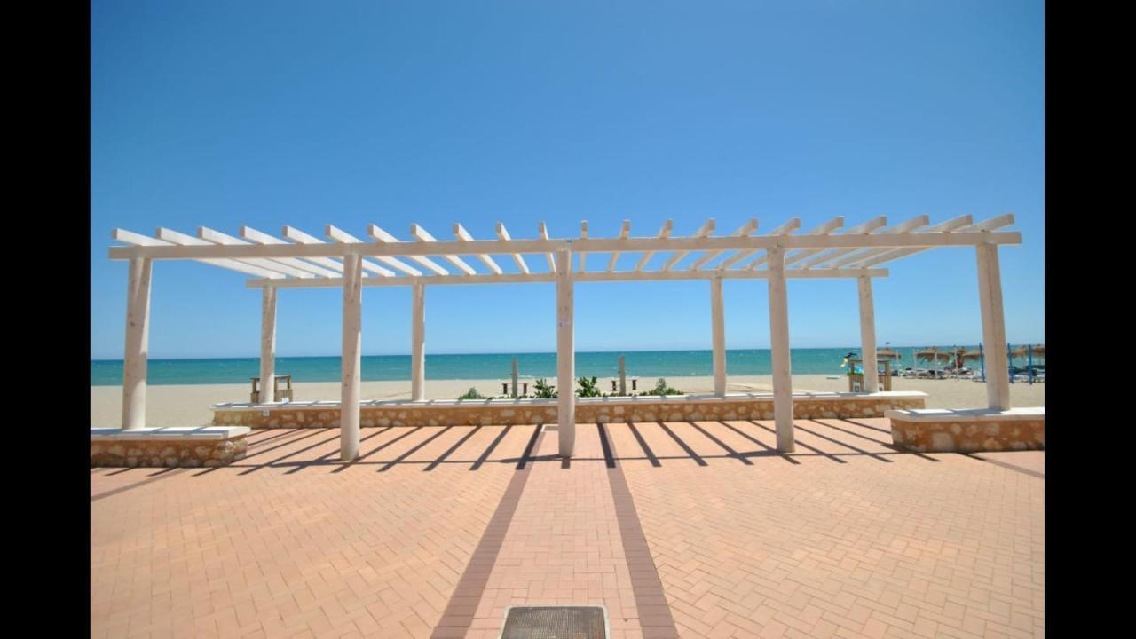 Апартаменты Mi Rancho Фуэнхирола Экстерьер фото